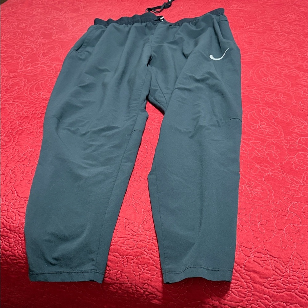 Nike Black Running Mens PreOwned Joggers w Zippered Pockets & Ankles Size XXL